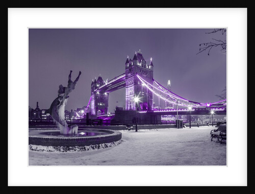 Dolphin fountain , London by Assaf Frank